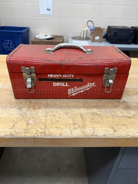 #4072482 - MILWAUKEE & BOSCH HEAVY DUTY