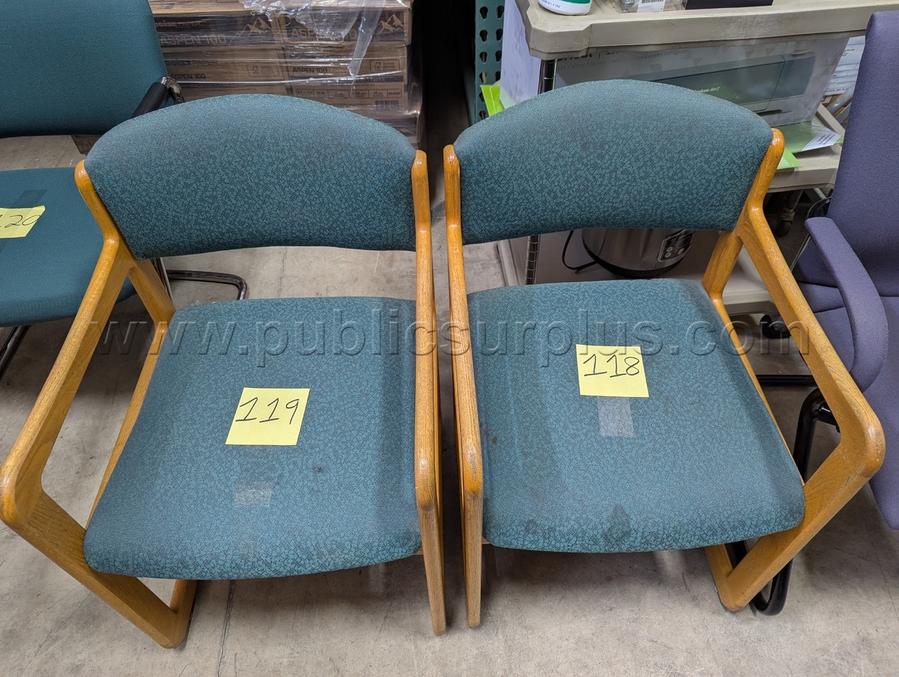 #4081372 - Set of 2 Chairs - #118, #119